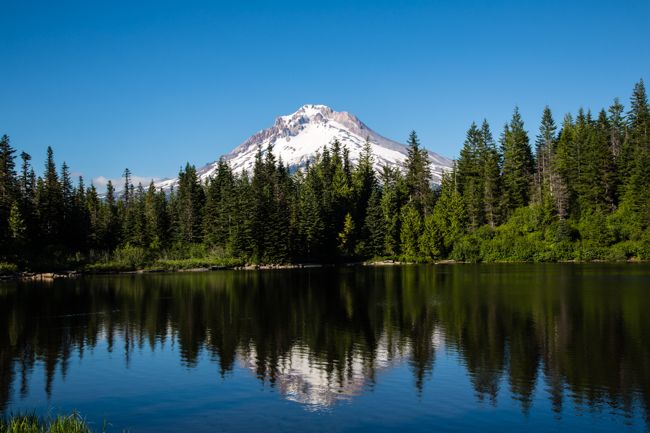 a beautiful view of mount hood