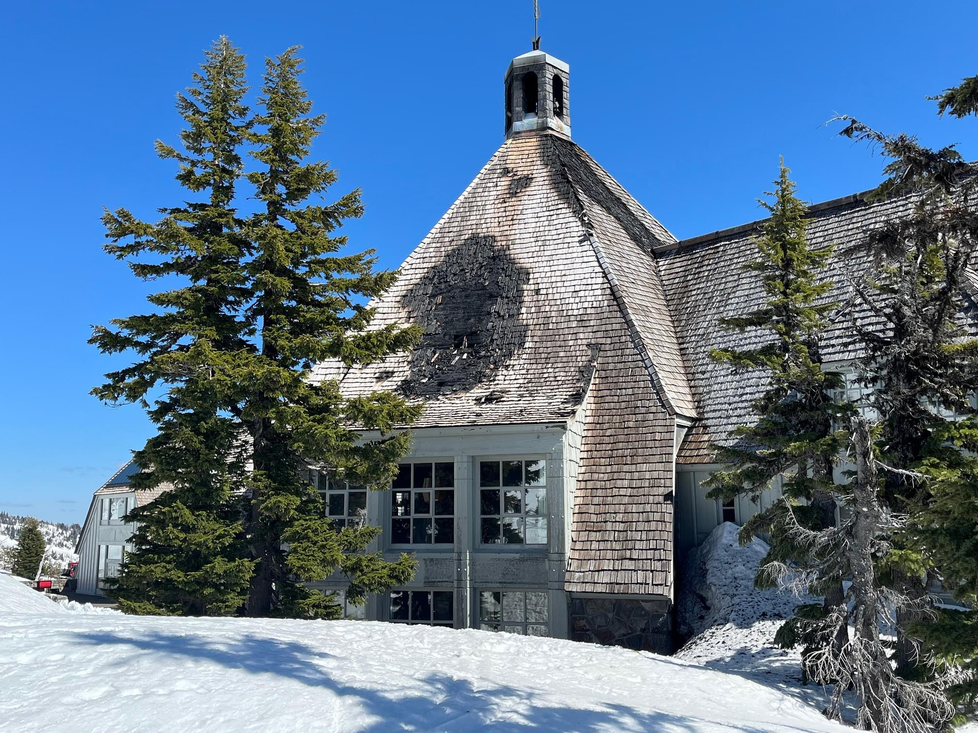 the burned roof damage to the timberline lodge