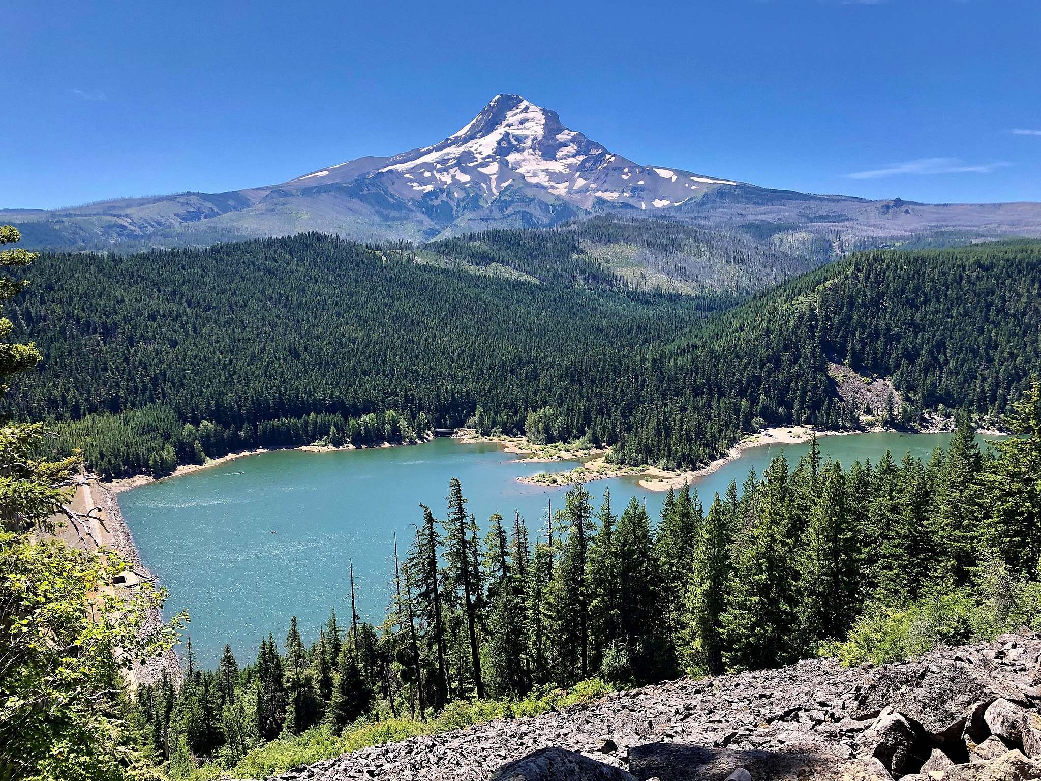 a beautiful view of mount hood